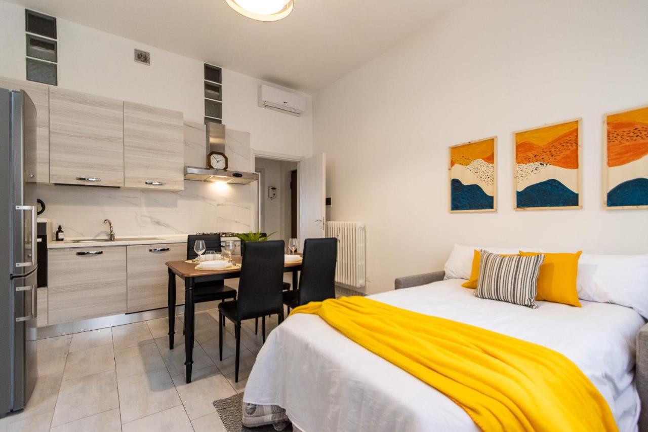 Duomo A 20Minuti Comfort, Suite Vicino Aeroporto Milan Bagian luar foto