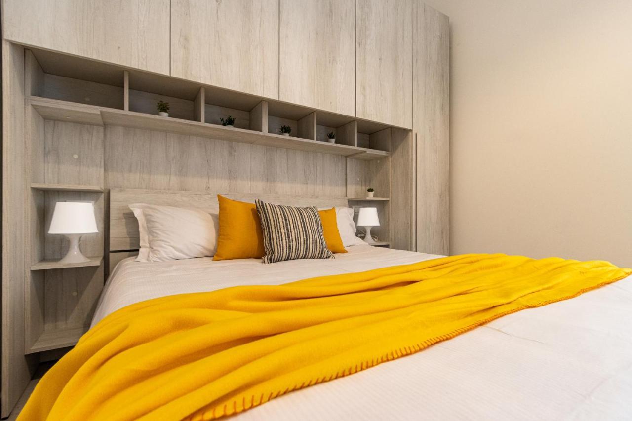 Duomo A 20Minuti Comfort, Suite Vicino Aeroporto Milan Bagian luar foto